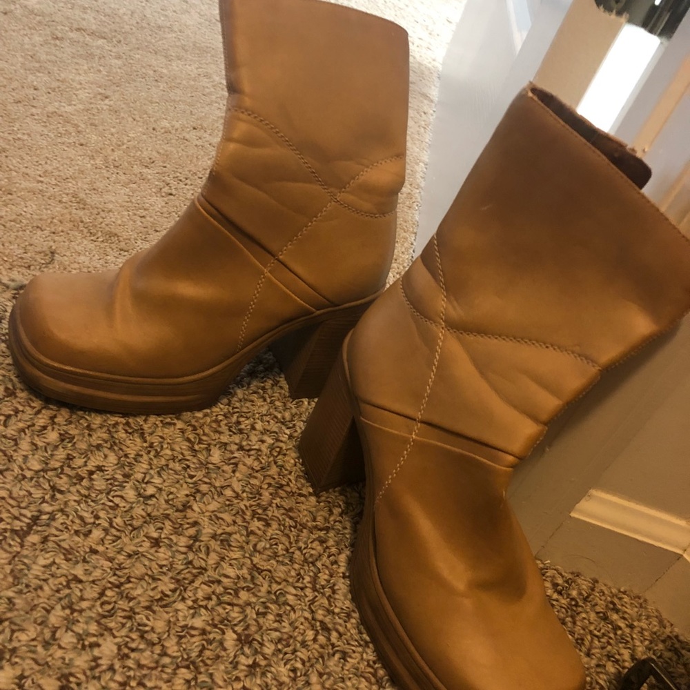 Platform cowboy boots